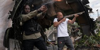 F9 Tyrese Gibson and Vin Diesel shoot guns