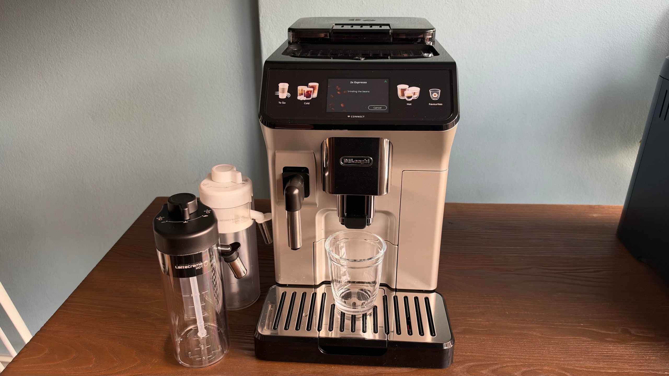 De'Longhi Eletta Explore and both hot and cold LatteCrema carafes.