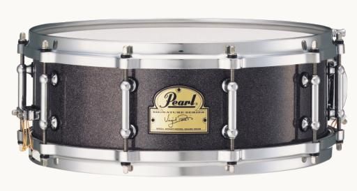 Virgil Donati went for a maple and birch mix with die-cast hoops.