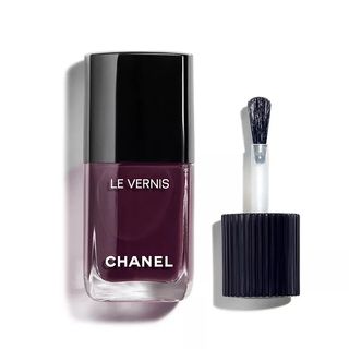 Chanel Le Vernis Longwear Nail Colour in Oiseau de Nuit