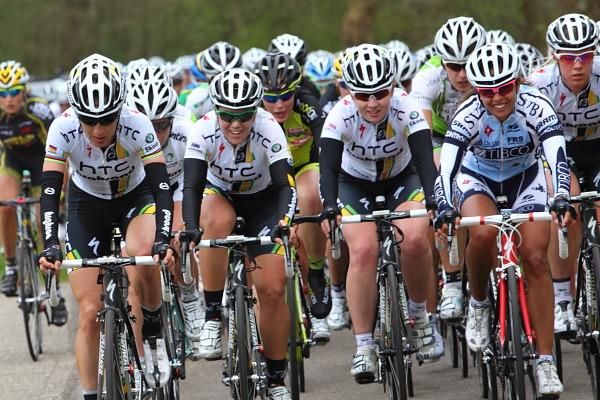 The HTC-HighRoad women surround Tibco's Carmen Small