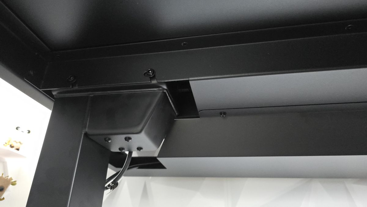 Secretlab MAGNUS Pro XL desk review
