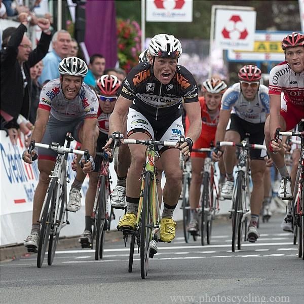 Guillaume Blot (Bretagne - Schuller) was surprised to win the sprint