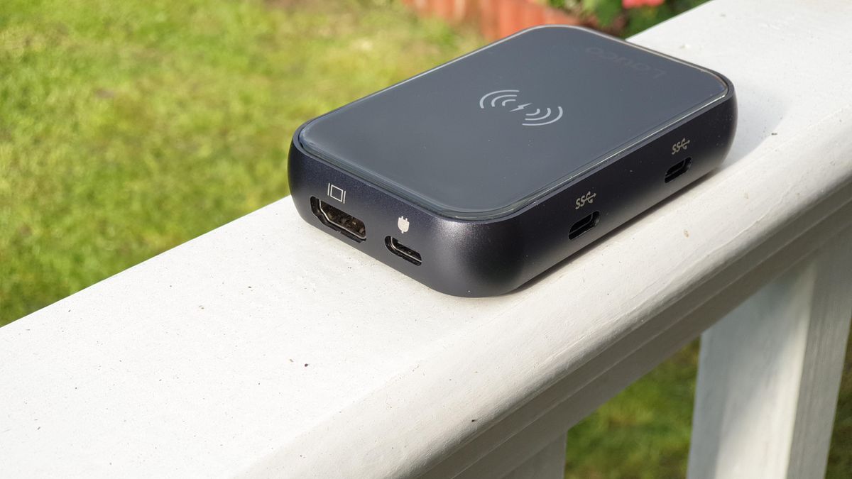 Lauco 8-port wireless charging miniature docking station review | TechRadar