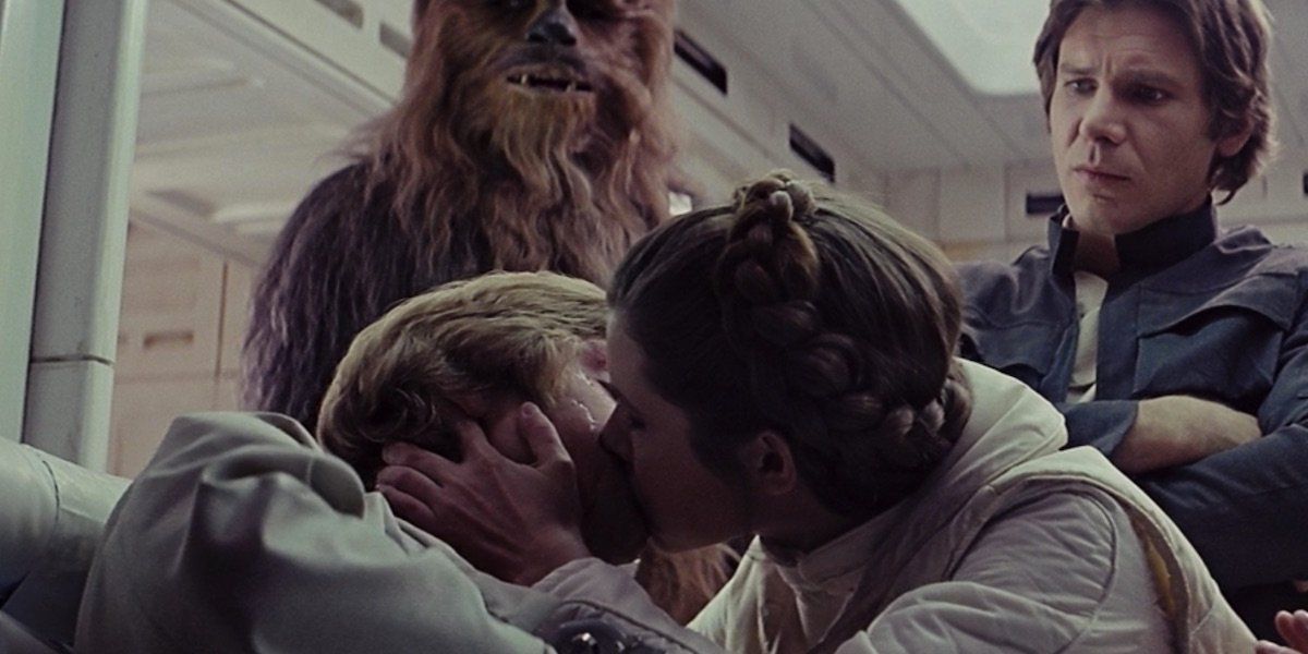 Luke-Leia Kiss This kiss is far too comfortable to see, especially after completing the original trilogy. To give context, Luke and Leia, who are estranged siblings separated at birth, share a smooch. George Lucas apparently had no ideas back then to make Leia Luke's long-lost sister as he was thinking of adding a new character. Still, Leia visibly liked Han, making the kiss even more awkward and unnecessary. 