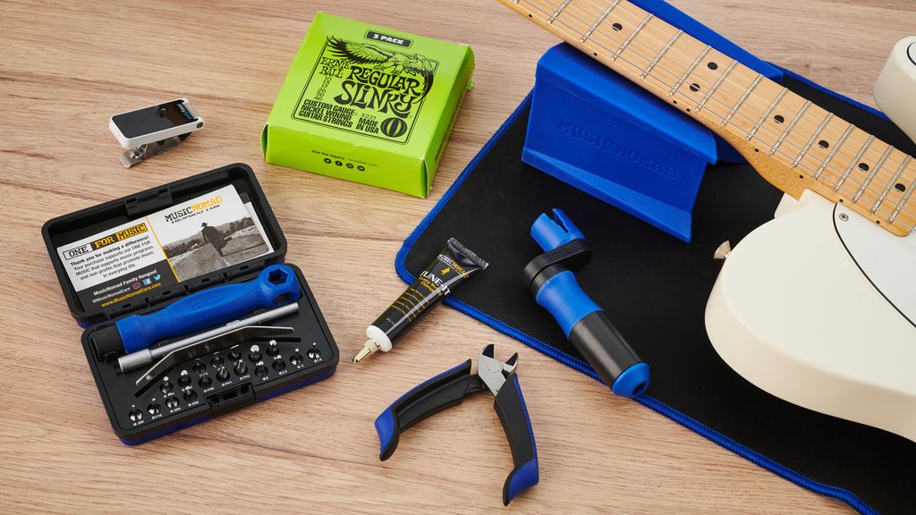 How to set up your electric guitar adjusting action, truss rod, string radius, pickup height