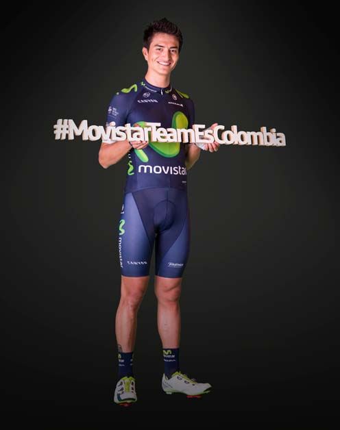 Winner Anacona holds the hashtag 'Movistar is Colombia'