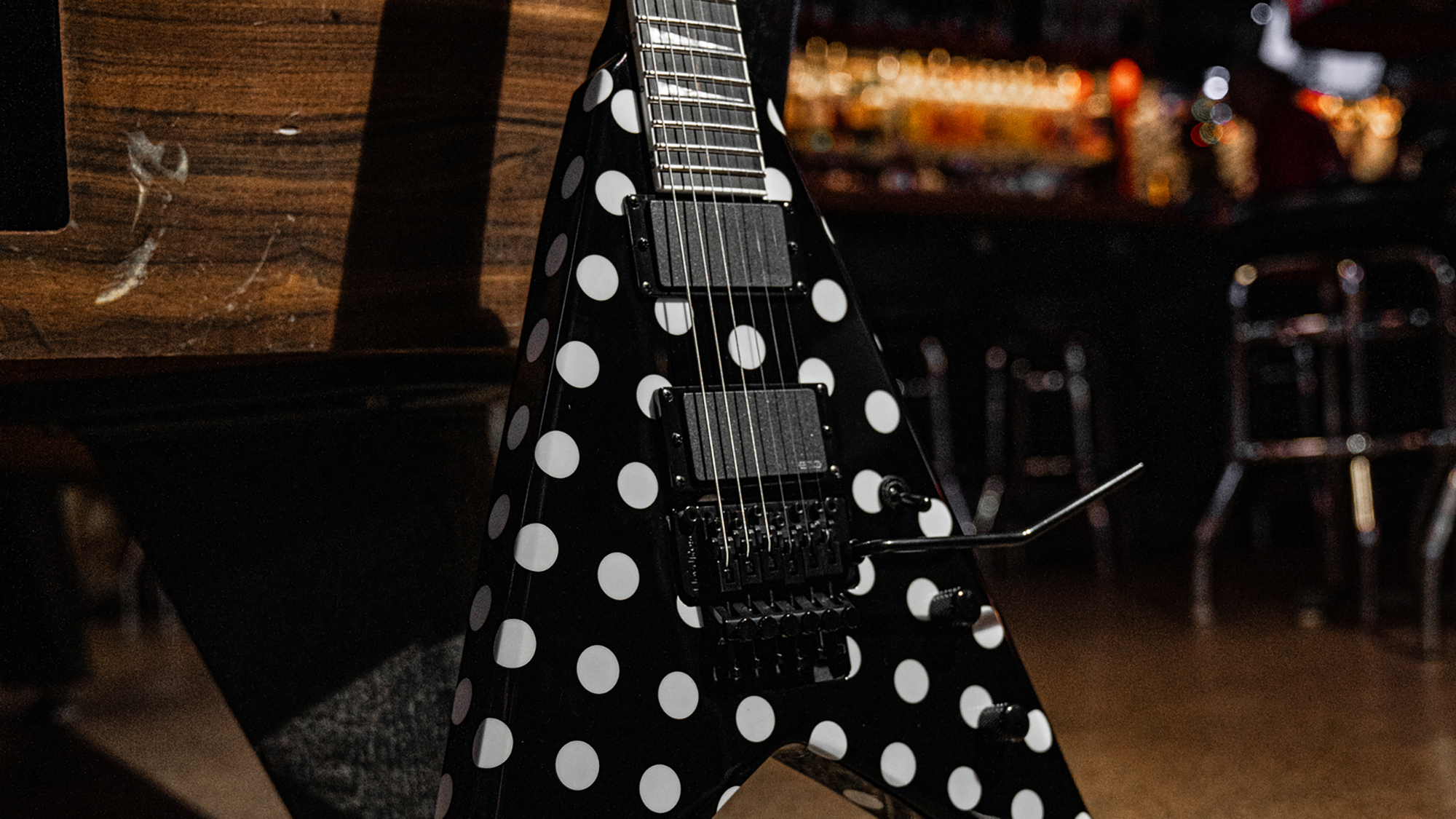 Jackson Phil Demmel King V Polka Dot