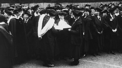 Female students at Oxford University in 1921 © Kirby/Topical Press Agency/Getty Images