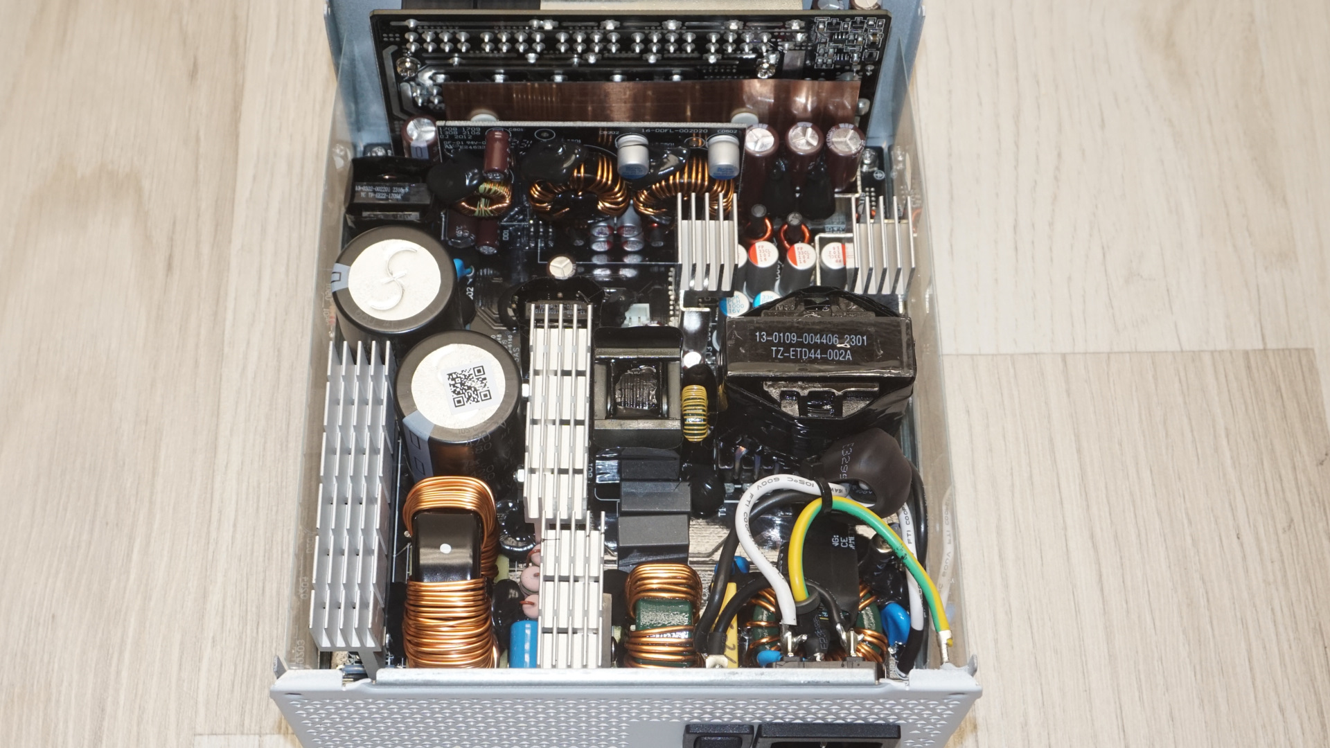 Cougar Polar X2 1200W Platinum PSU