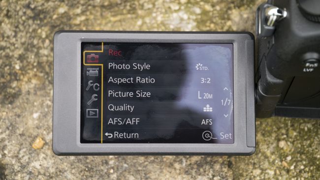 Panasonic Lumix FZ1000 review | TechRadar