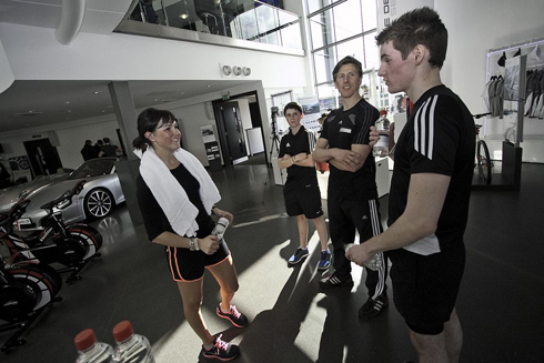 Lizzie Brown with members of the Porsche Human Performance team at Silverstone
