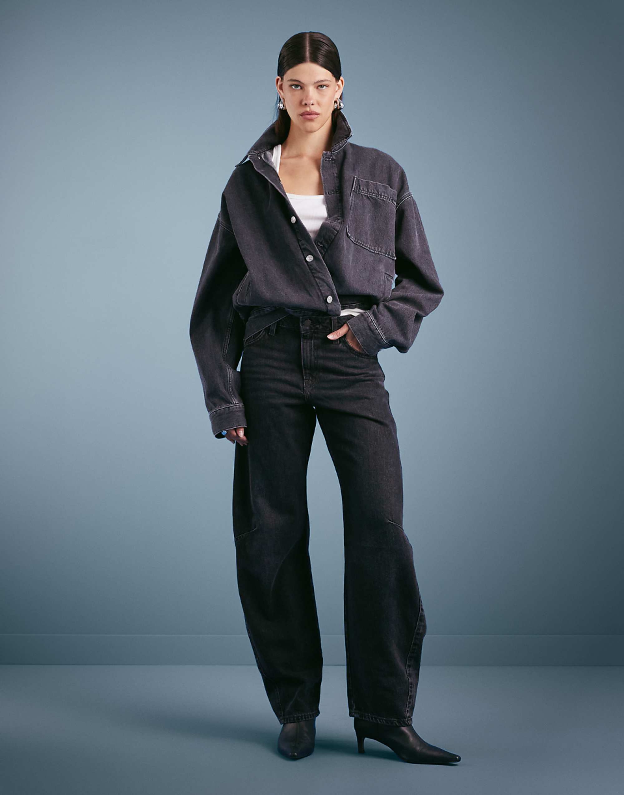 Levis Baggy Dad Barrel Jeans in Black