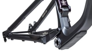 Guerrilla Gravity makes progression carbon front triangles for all its mountain bikes 