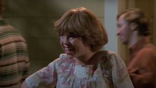 Amanda Fuller as Tina Pinciotti smiling on That '70s Show