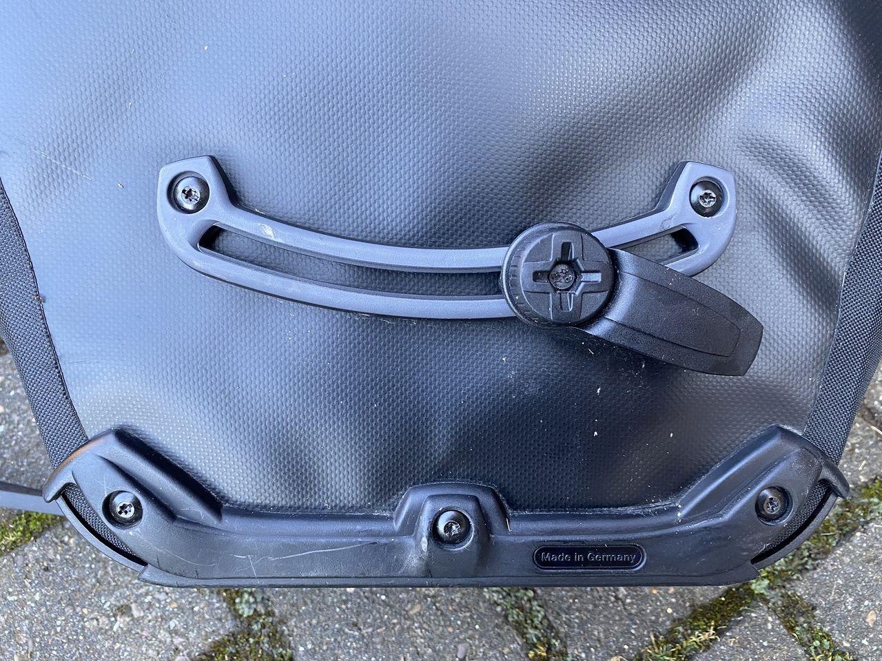 Hook adjustment