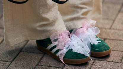 woman wearing sneakers in Tokyo. 