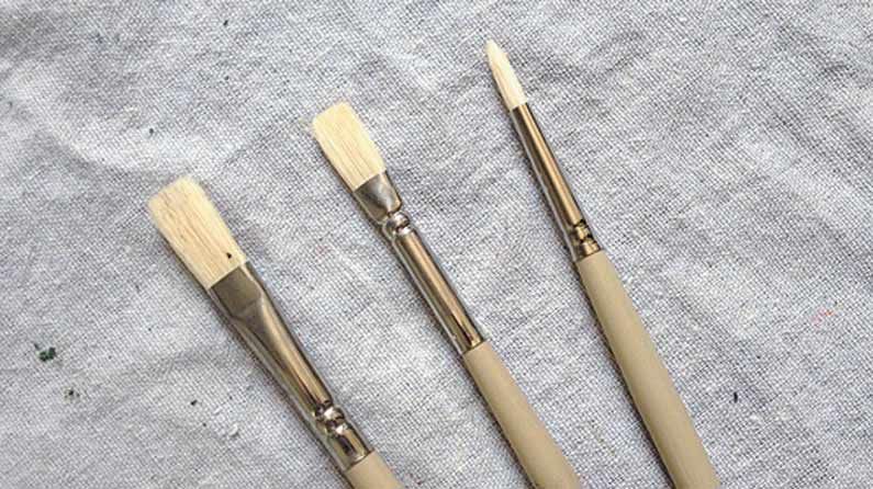 How to Choose A Painting Brush