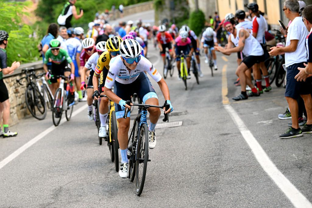 BERGAMO ITALY JULY 06 LR Marianne Vos of Netherlands and Jumbo Visma Team and Elisa Longo Borghini of Italy and Team Trek Segafredo attack during the 33rd Giro dItalia Donne 2022 Stage 6 a 1147km stage from Sarnico to Bergamo GiroDonne UCIWWT on July 06 2022 in Bergamo Italy Photo by Dario BelingheriGetty Images