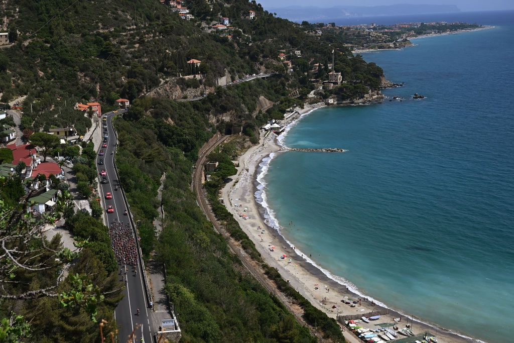 ALASSIO ITALY JULY 06 A general view of the peloton passing through a landscape during the 34th Giro dItalia Donne 2023 Stage 7 a 1091km stage from Albenga to Alassio Santuario della Guardia 551m UCIWWT on July 06 2023 in Alassio Italy Photo by Dario BelingheriGetty Images