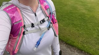 Aonijie Hydration Vest worn by the author