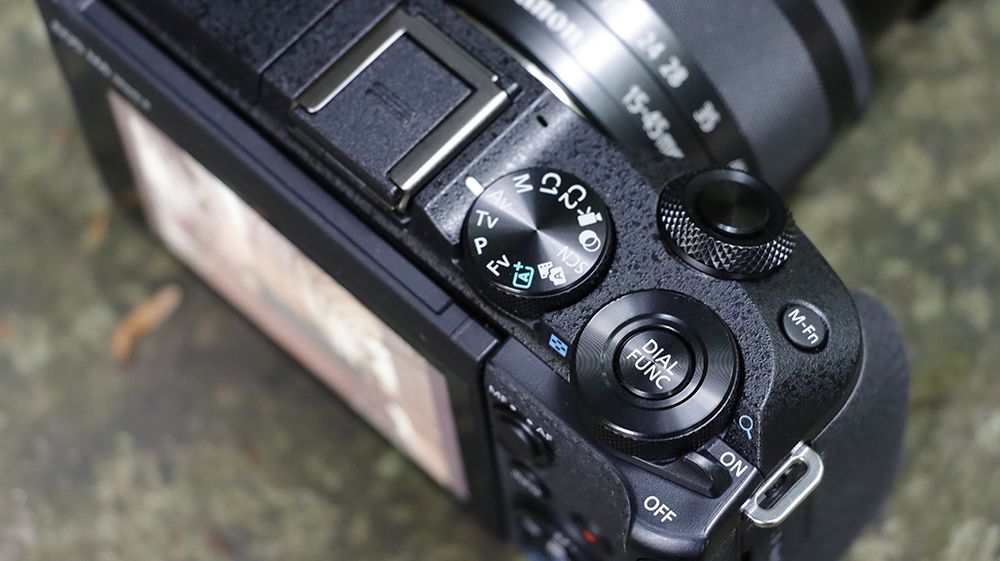 Canon EOS M6 Mark II