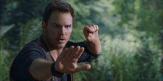 Jurassic World: Fallen Kingdom Chris Pratt gives a command to Blue
