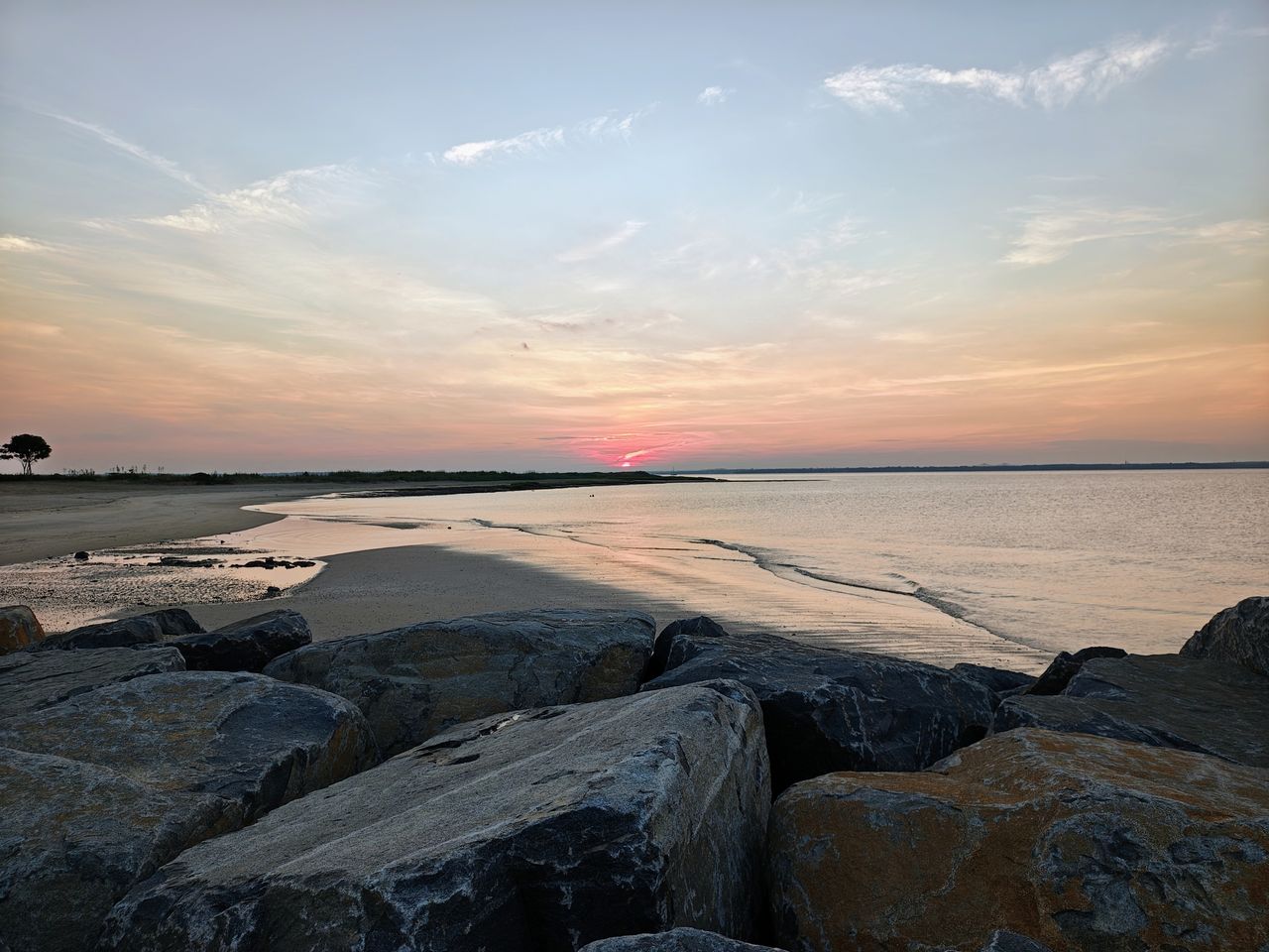 Samsung Galaxy Z Flip 6 dynamic range sample.