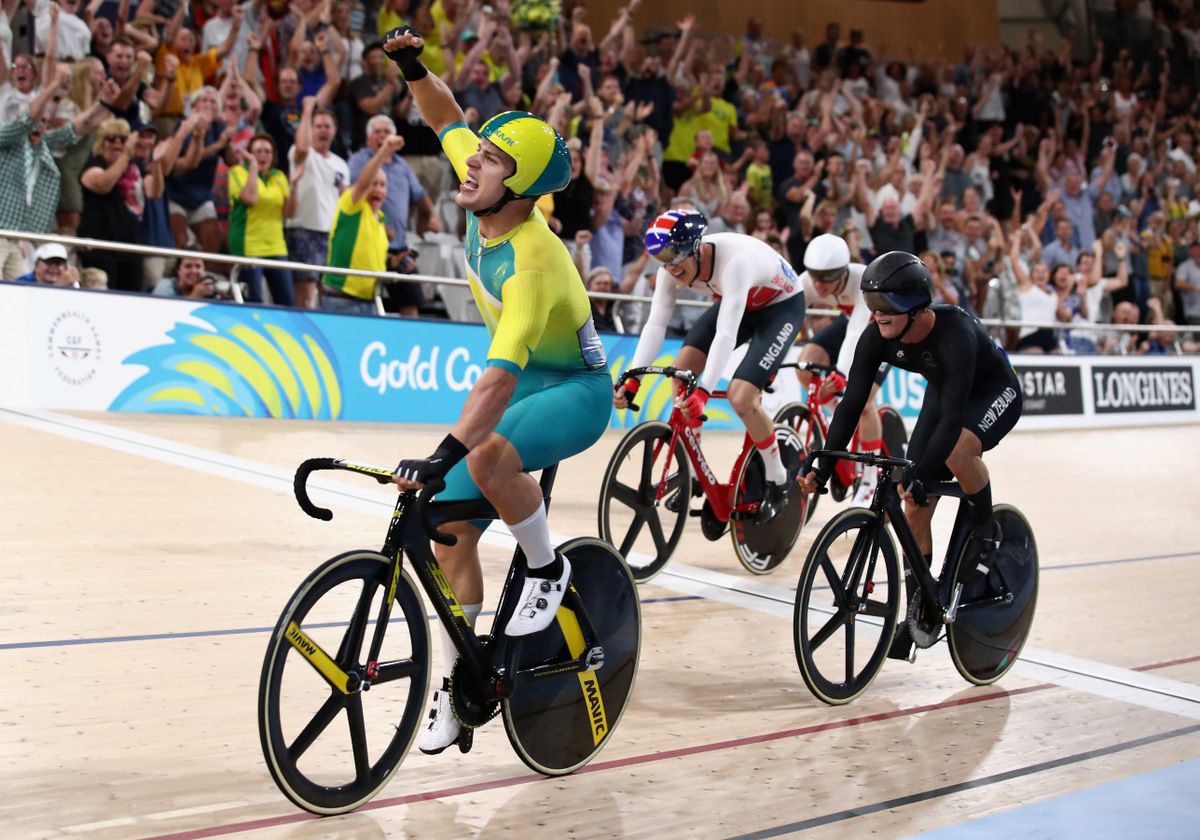 Sam Welsford (Australia) celebrates his gold medal