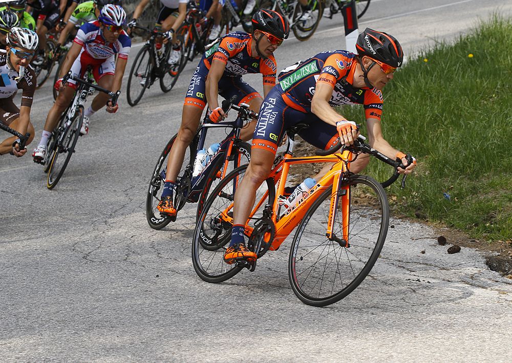 Nippo-Vini Fantini's Damiano Cunego leads on the descent