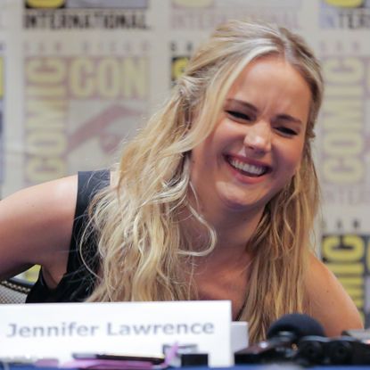 mc-jennifer-lawrence-birthday