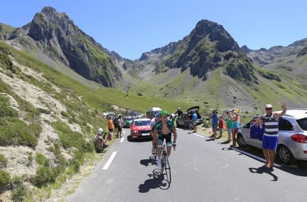 Thomas Voeckler (Europcar) en-route to stage 16 victory