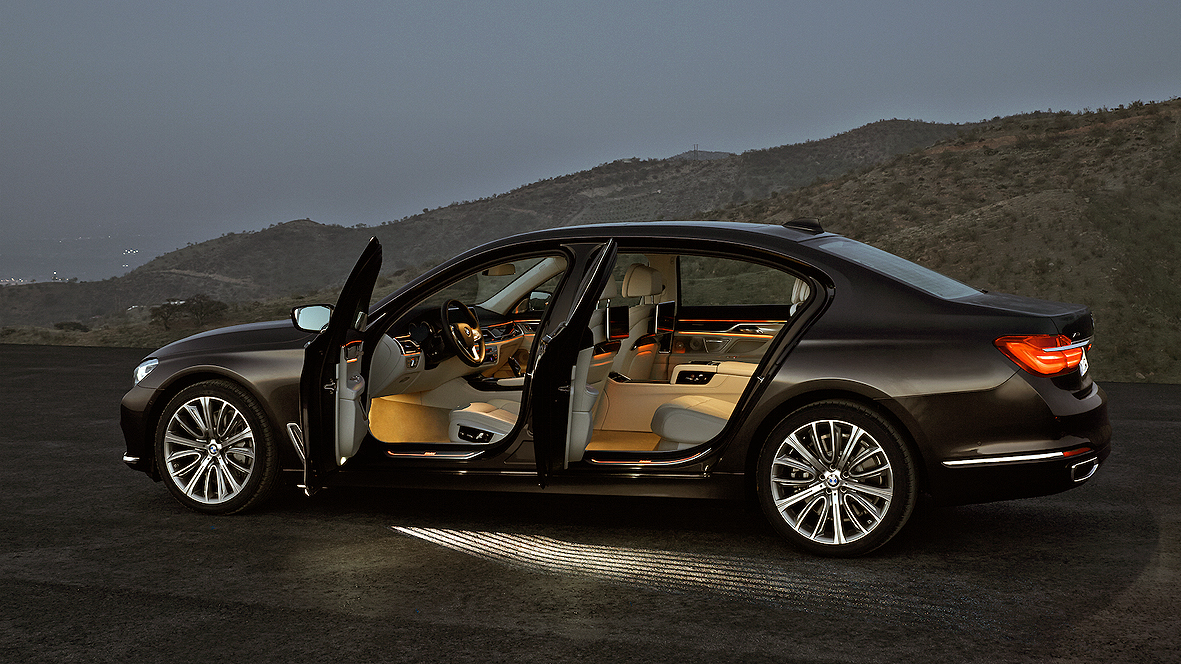 T3 Drives BMW 7501 could be the most techheavy limousine on the