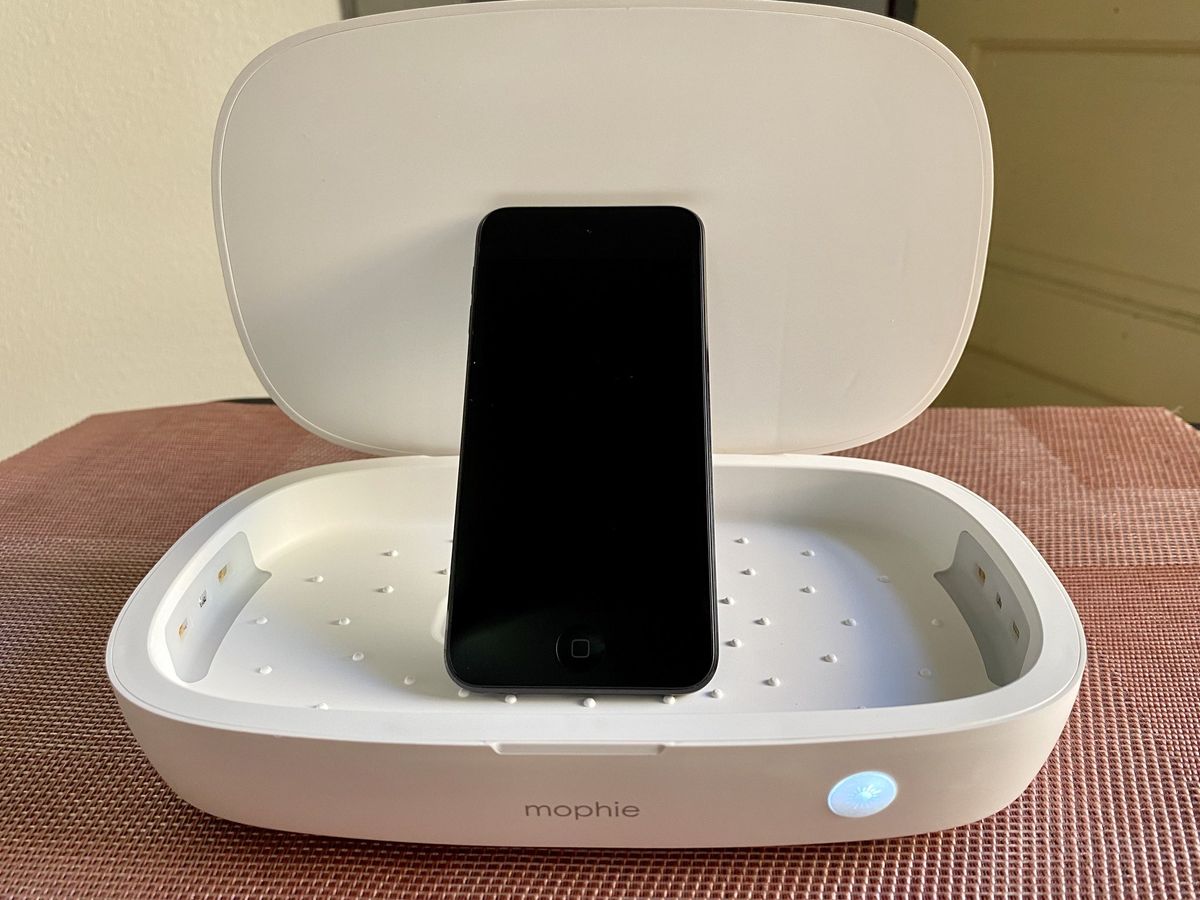 Mophie Uv Sanitizer Wireless Charging Open