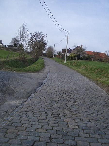 The Eikenberg's gradient never gets too tough but it's a good place to put pressure on your rivals