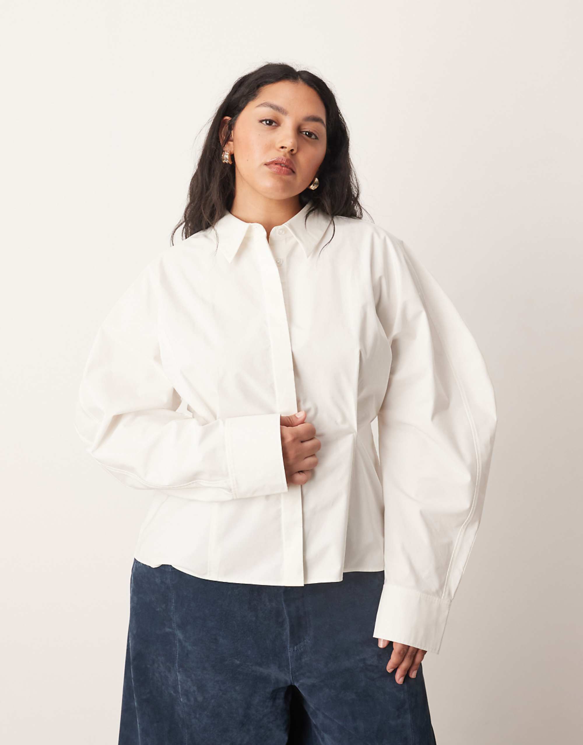 Arrange Curve Heavy Cotton Sculpted Shirt in White