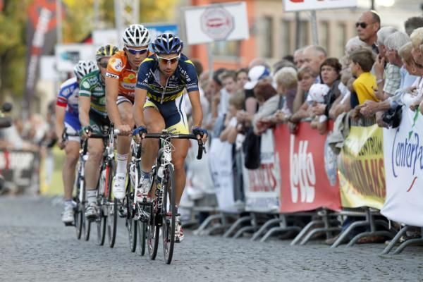 Thomas De Gendt on the front