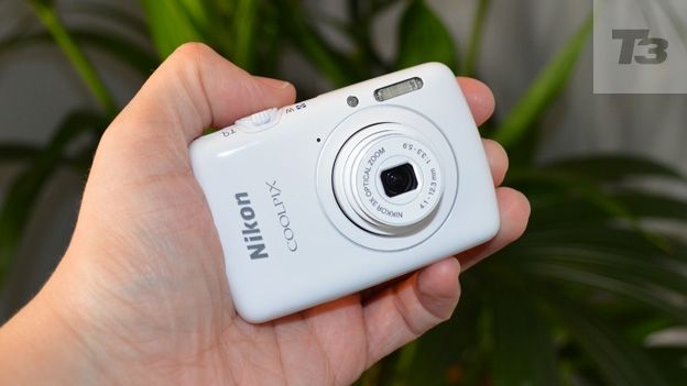 【動作好調✨】Nikon COOLPIX S01 ニコン Amazon.com : Nikon COOLPIX S01 10.1 MP Digital Camera with 3x Zoom