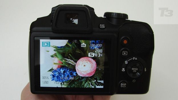 Fujifilm FinePix S9400W review