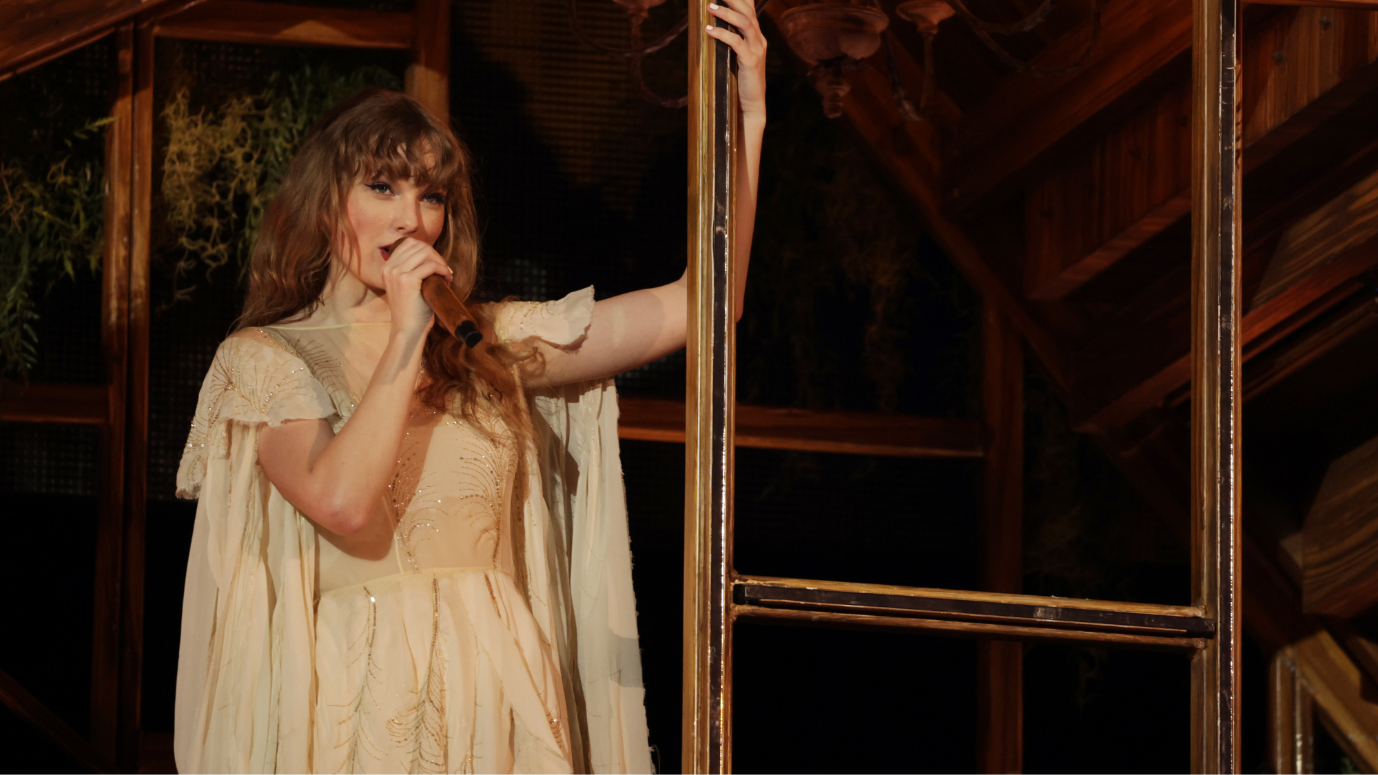 Library Taylor Swift Program Taylor Swift is creating a 'library installation' in LA | Marie Claire UK