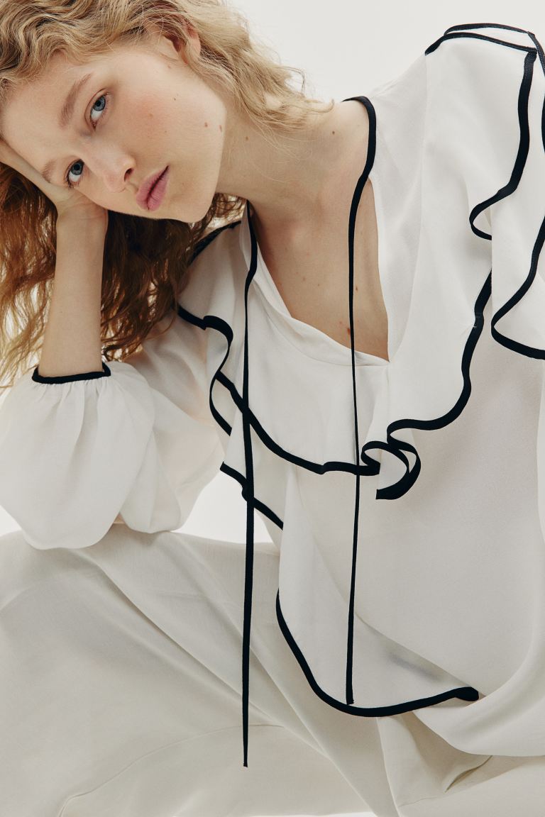 Flounced Crêpe Blouse