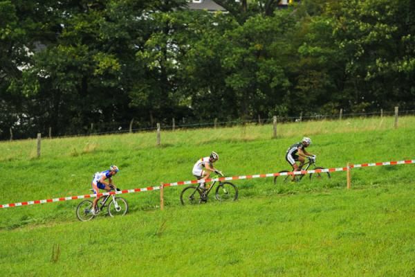 Manuel Fumic leads Moritz Milatz and Emil Lindgren uphill
