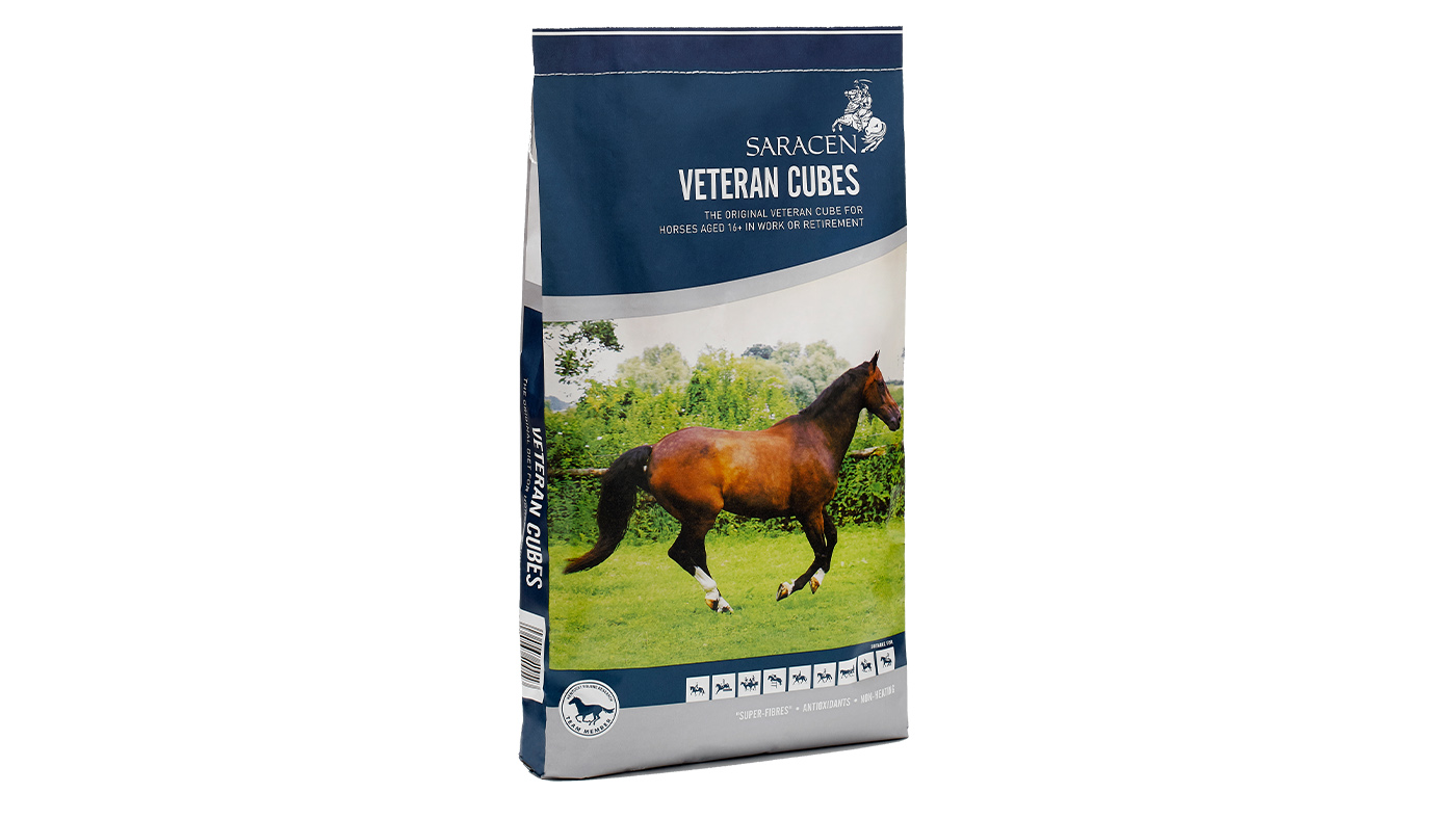 Saracen Horse Feeds Veteran Cubes feed for older horses
