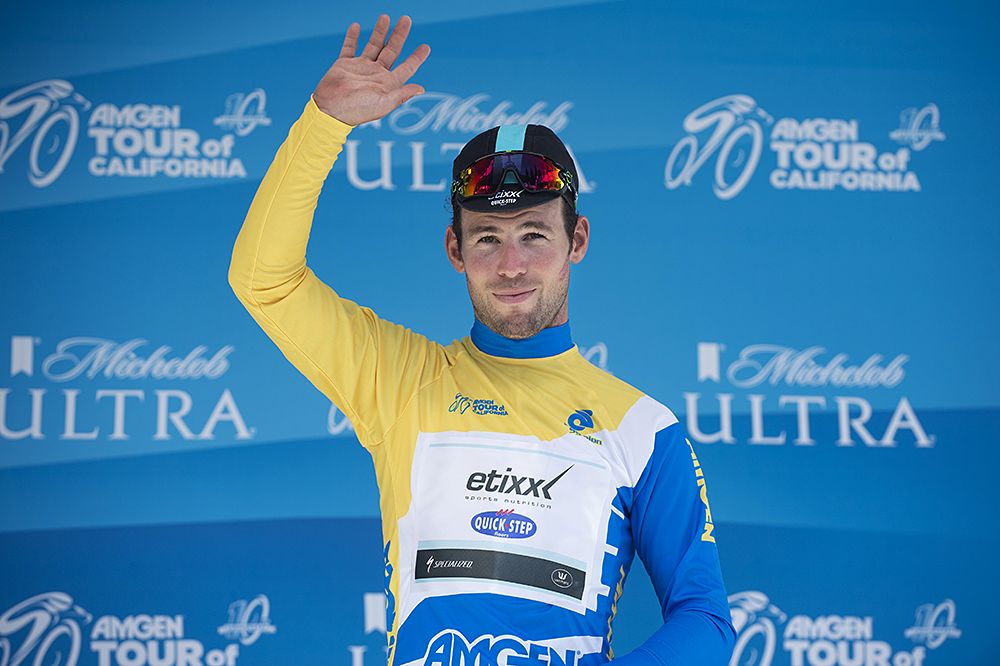 Mark Cavendish (Etixx-QuickStep) takes the first leader's jersey of the week