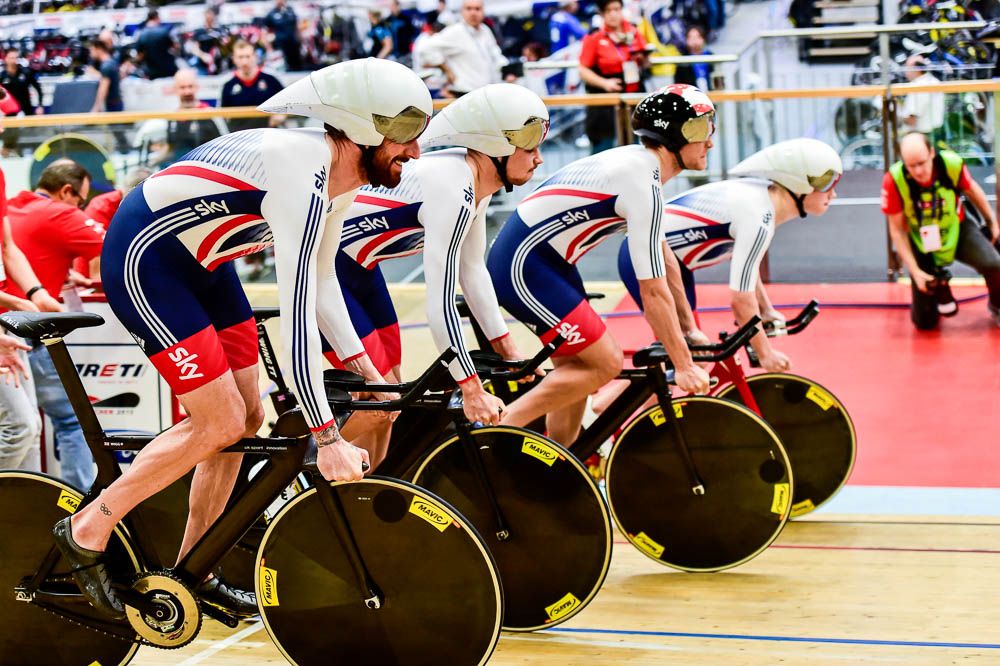 Matt Gibson replaced Andy Tennant for the team pursuit round one