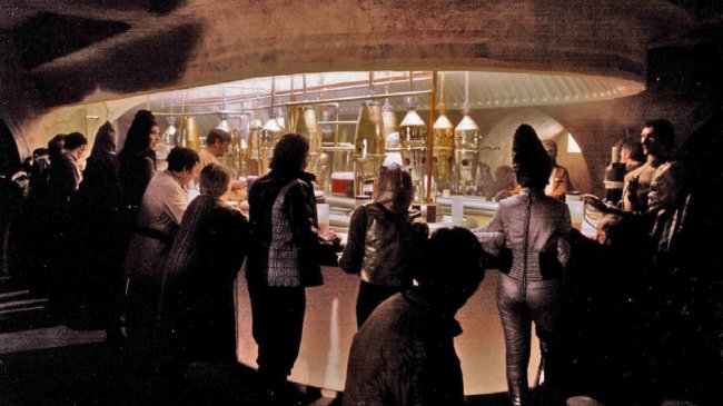 Mos Eisley Cantina Bar - Star Wars (1977)