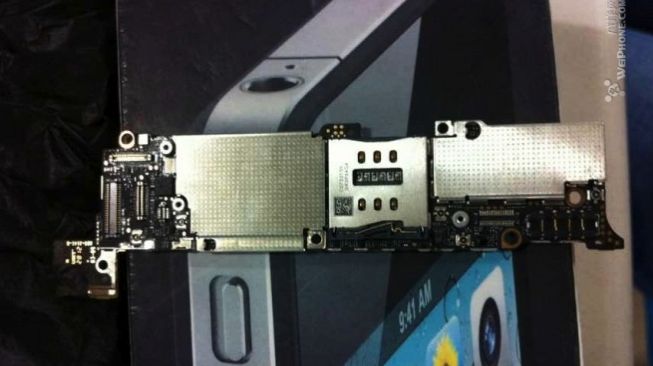 iPhone 5 motherboard