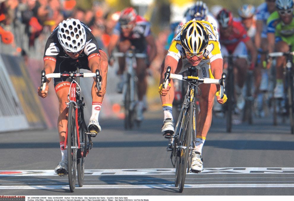 The finishline sprint in Milan-Sam Remo between Haussler and Cavendish