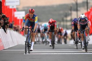 UAE Tour: Jonathan Milan takes sprint victory on stage 1 following late attack from Tadej Pogačar