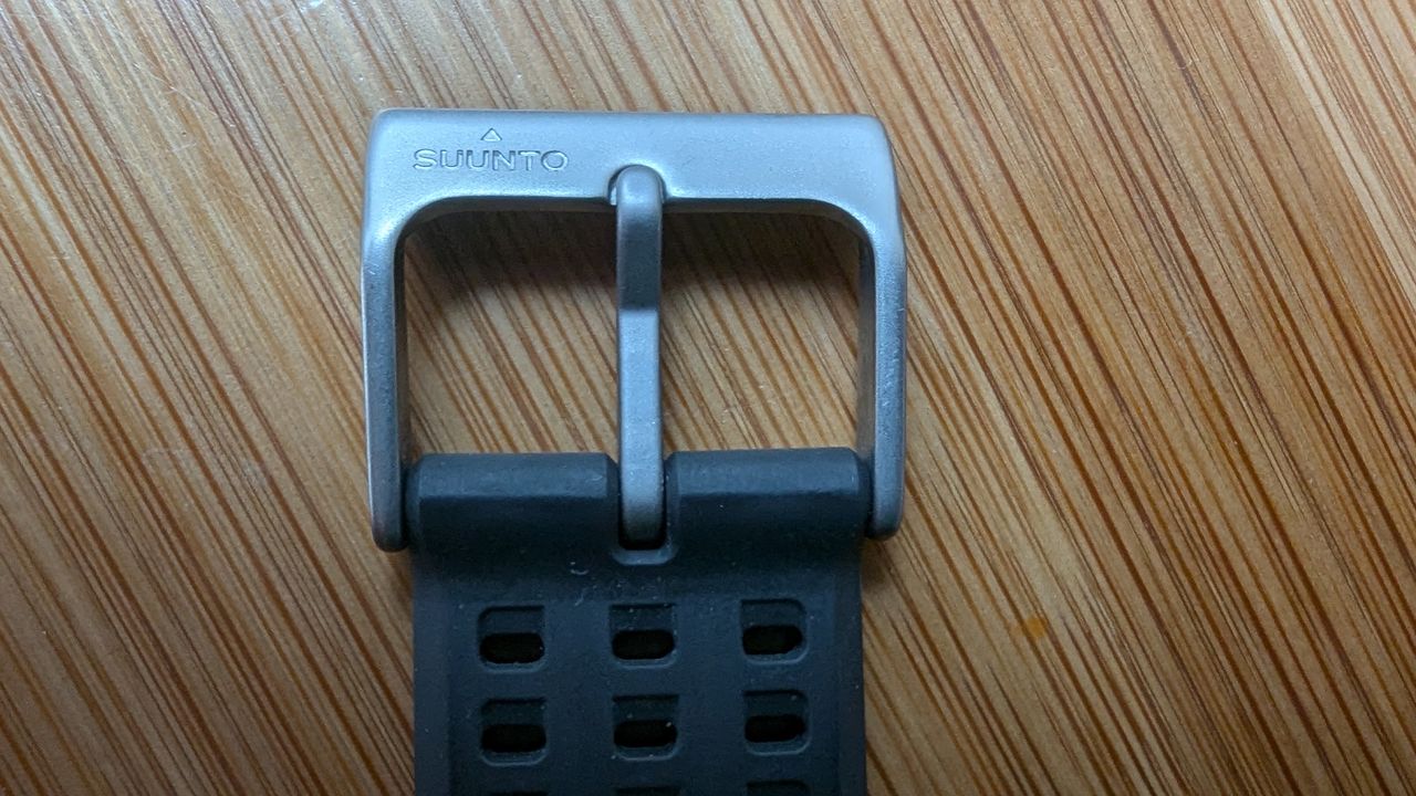 Suunto Race